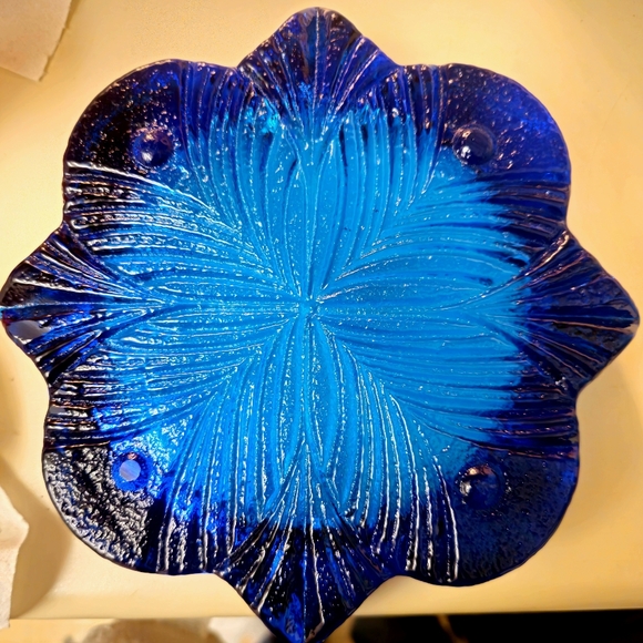 Blue Glass Decorative Ash Tray/Coin Dish - Picture 2 of 3